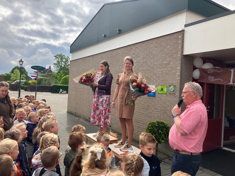 Twaalf en een half jaar in dienst van school.